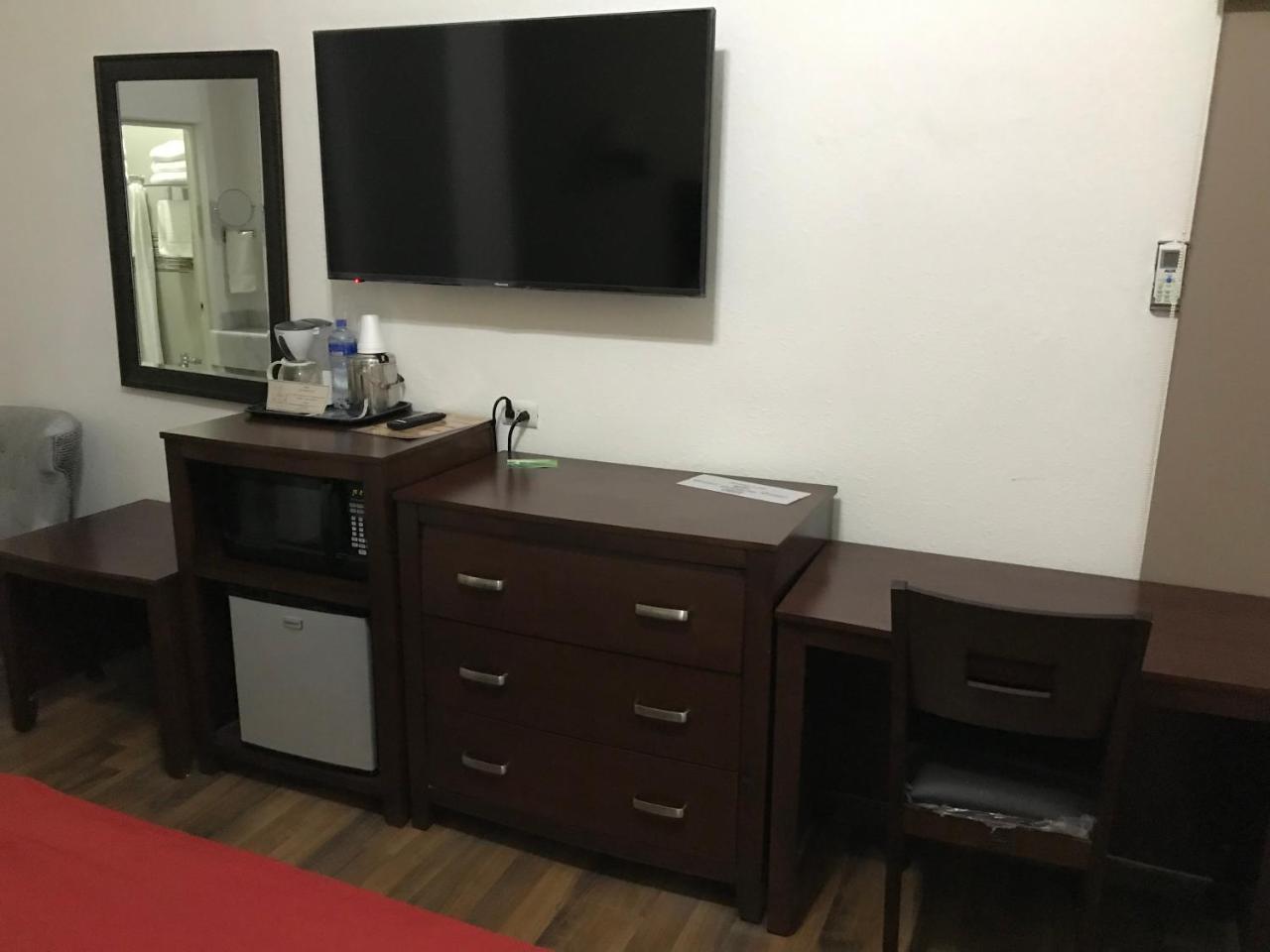Los Nogales Inn Camargo 外观 照片